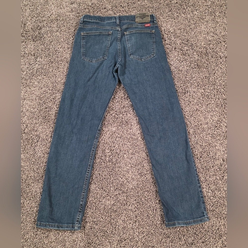 WRANGLER Boys Classic Straight Medium Wash Jean Size 14R